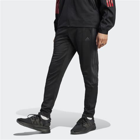 adidas tiro joggers outfit